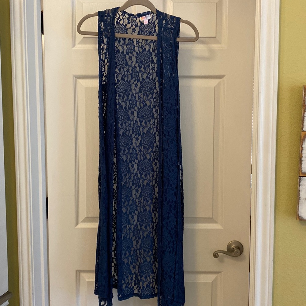 Lace vest